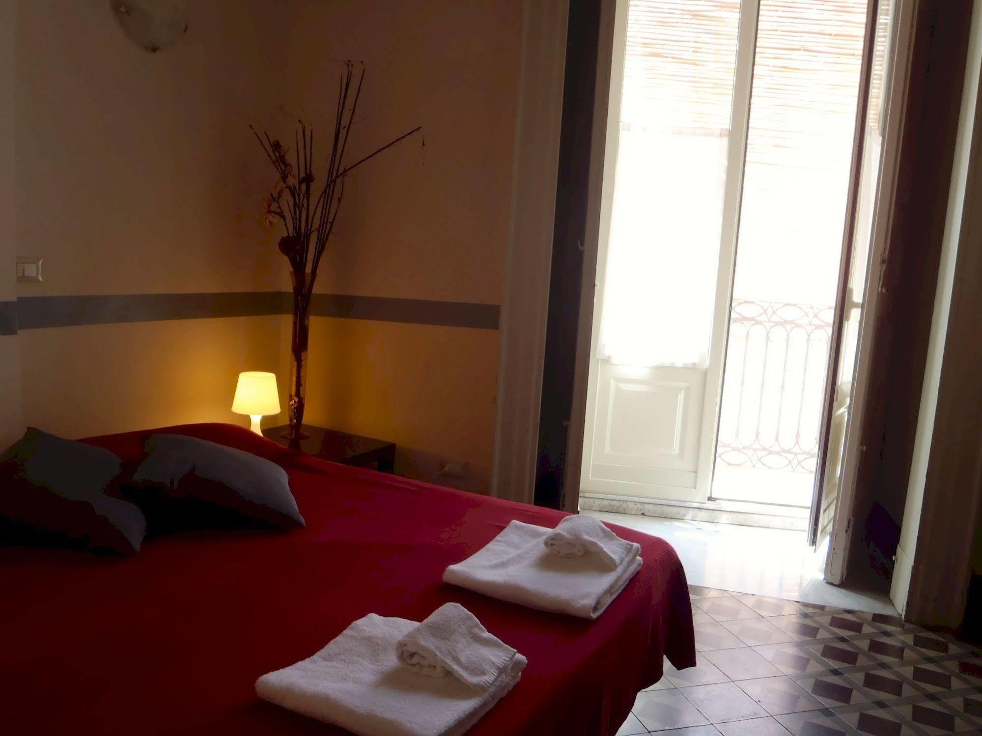 Gianluca'S Room Catane Extérieur photo